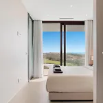 Golf & Seaview With Heated Private Pool * エステポナ