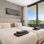 Golf & Seaview With Heated Private Pool エステポナ