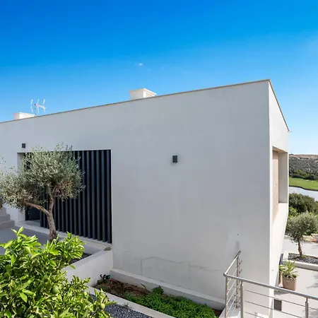 Golf & Seaview With Heated Private Pool *